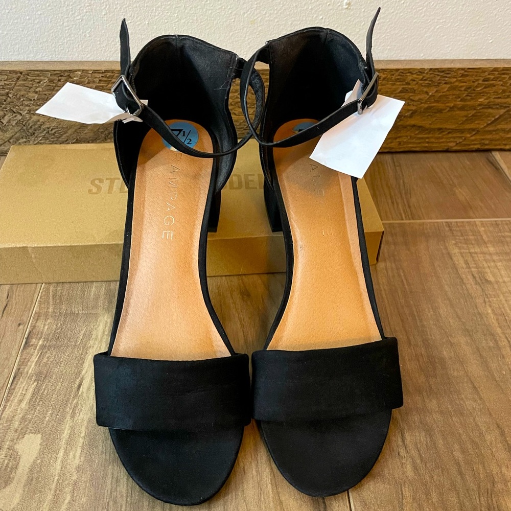 Very gently used. Only worn in doors to try them on with outfits.